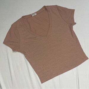 Tilly’s Full Tilt Tan V Neck Baby Tee​​